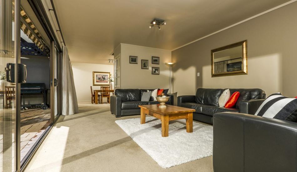Chase Property Management Ltd Castor Bay North Shore 4 Bedroom home